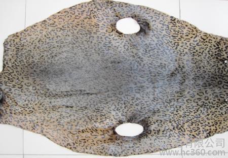 供应皮毛制品(海狸鼠,南非海豹皮,水貂,美国郊狼等众多皮类)